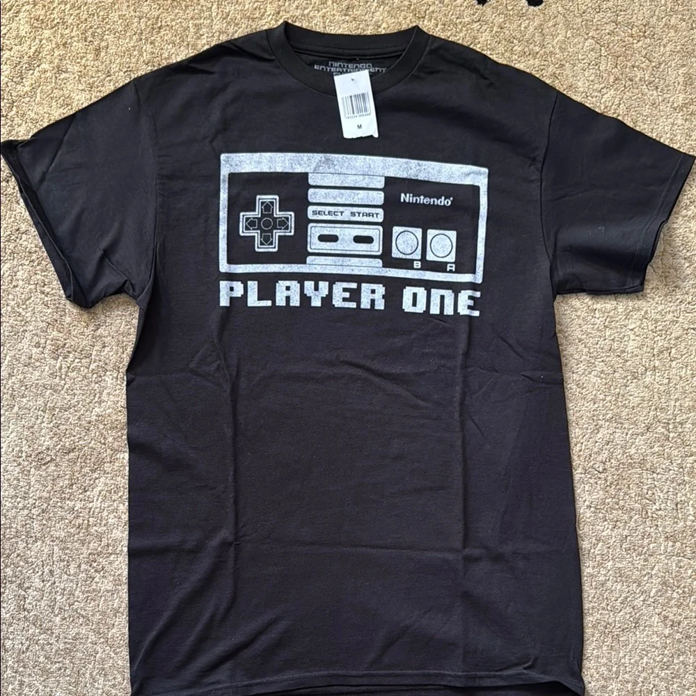 NWOT Nintendo Black Player One T-Shirt